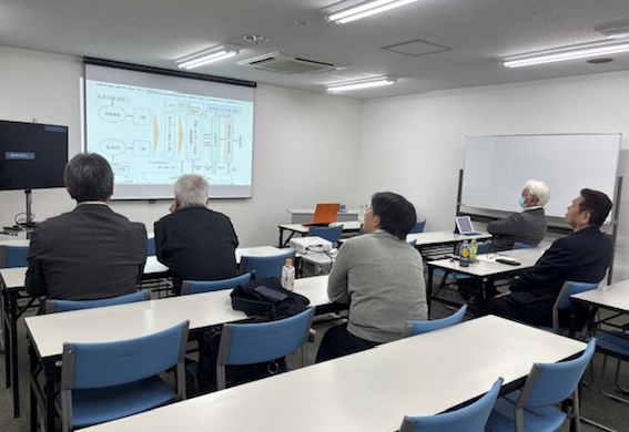 説明会のスタート