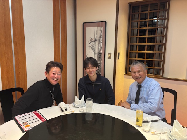 笑顔に隠れた苦労